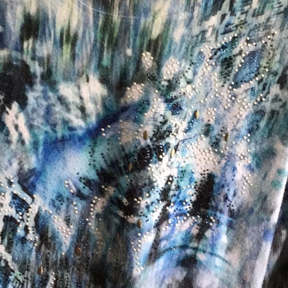 Christopher & Banks Top - Picture 4 of 4